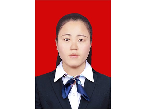 姚岑荣 中共党员