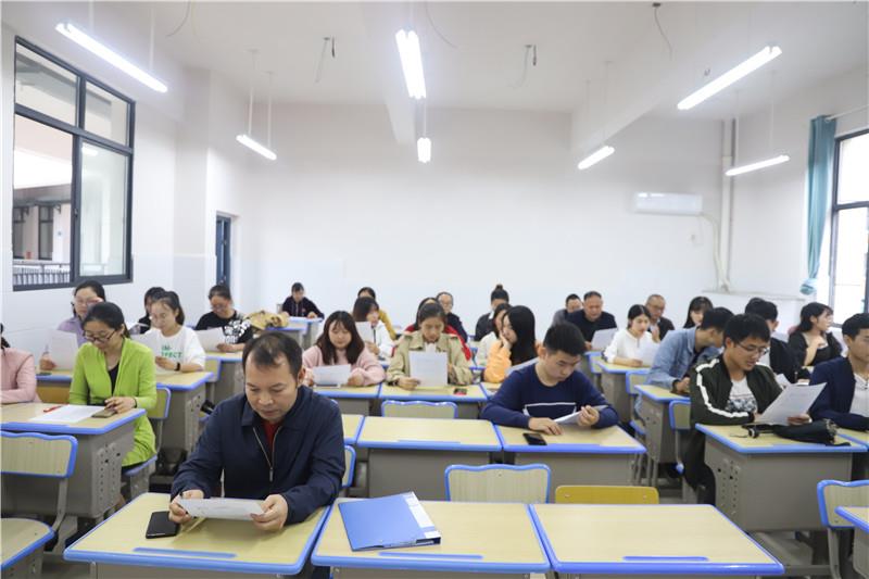 让歌声飘满校园——恒雅中学教师合唱队正式开班